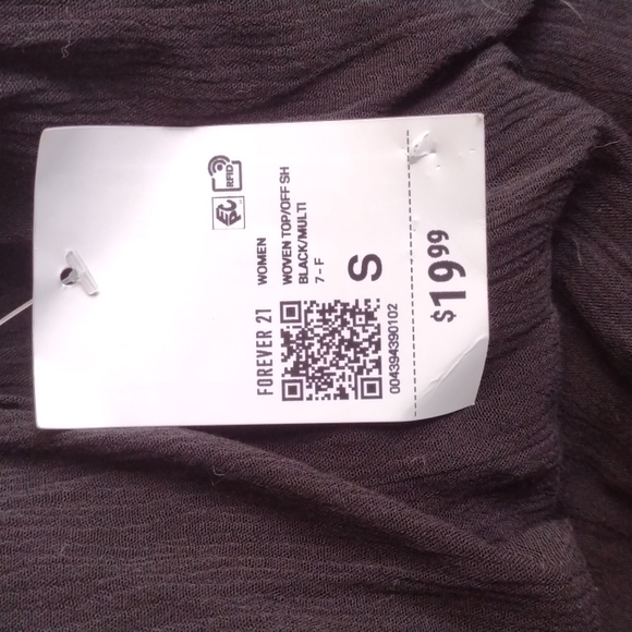 Too small - Picture 3 of 4